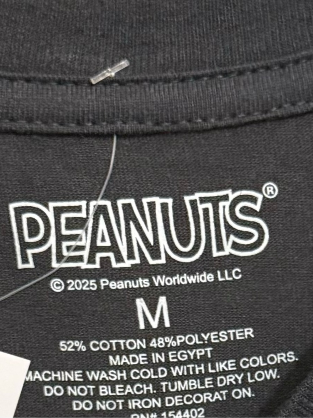 NWT Peanuts Snoopy Halloween Graphic Tee - Picture 4 of 4